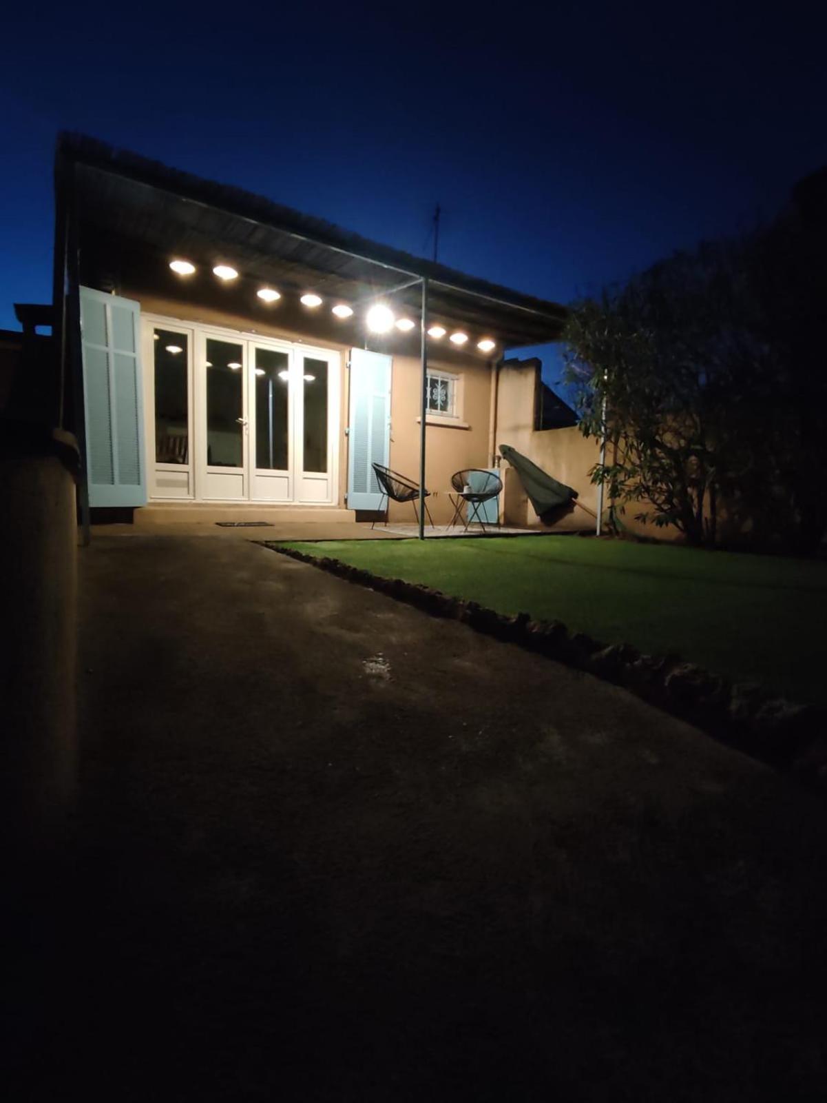 Studio Jardin Privatif 300M De La Plage Sainte-Maxime Luaran gambar